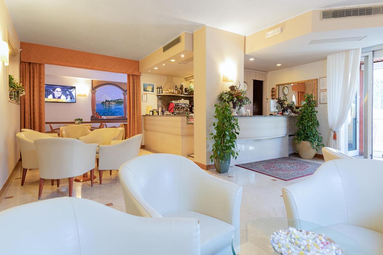 Hotel Gardenia & Villa Charme Adults Friendly 4Star Service Μπαρντολίνο Εξωτερικό φωτογραφία