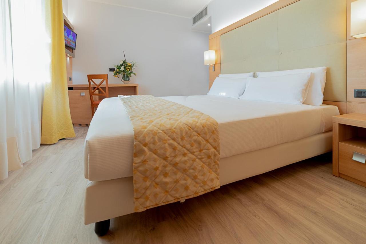 Hotel Gardenia & Villa Charme Adults Friendly 4Star Service Μπαρντολίνο Εξωτερικό φωτογραφία